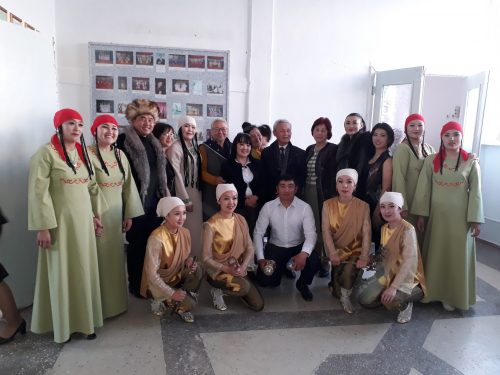 "Ааламга кеткен жол айыл мектептеринен башталат" кароо сынагында мектеп командасы Гран-прини алып келди